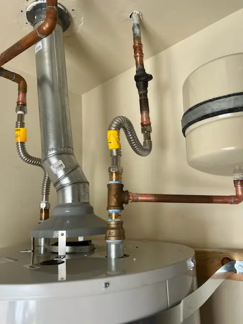 Water heater installation and plumbing repair in Juniata Crossing